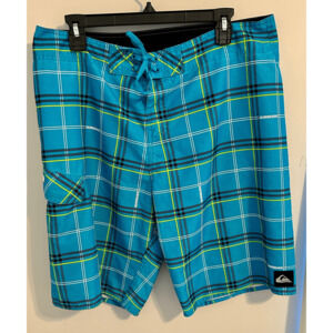 Quiksilver Men’s Blue Yellow Black Plaid Boardshorts Sz 34